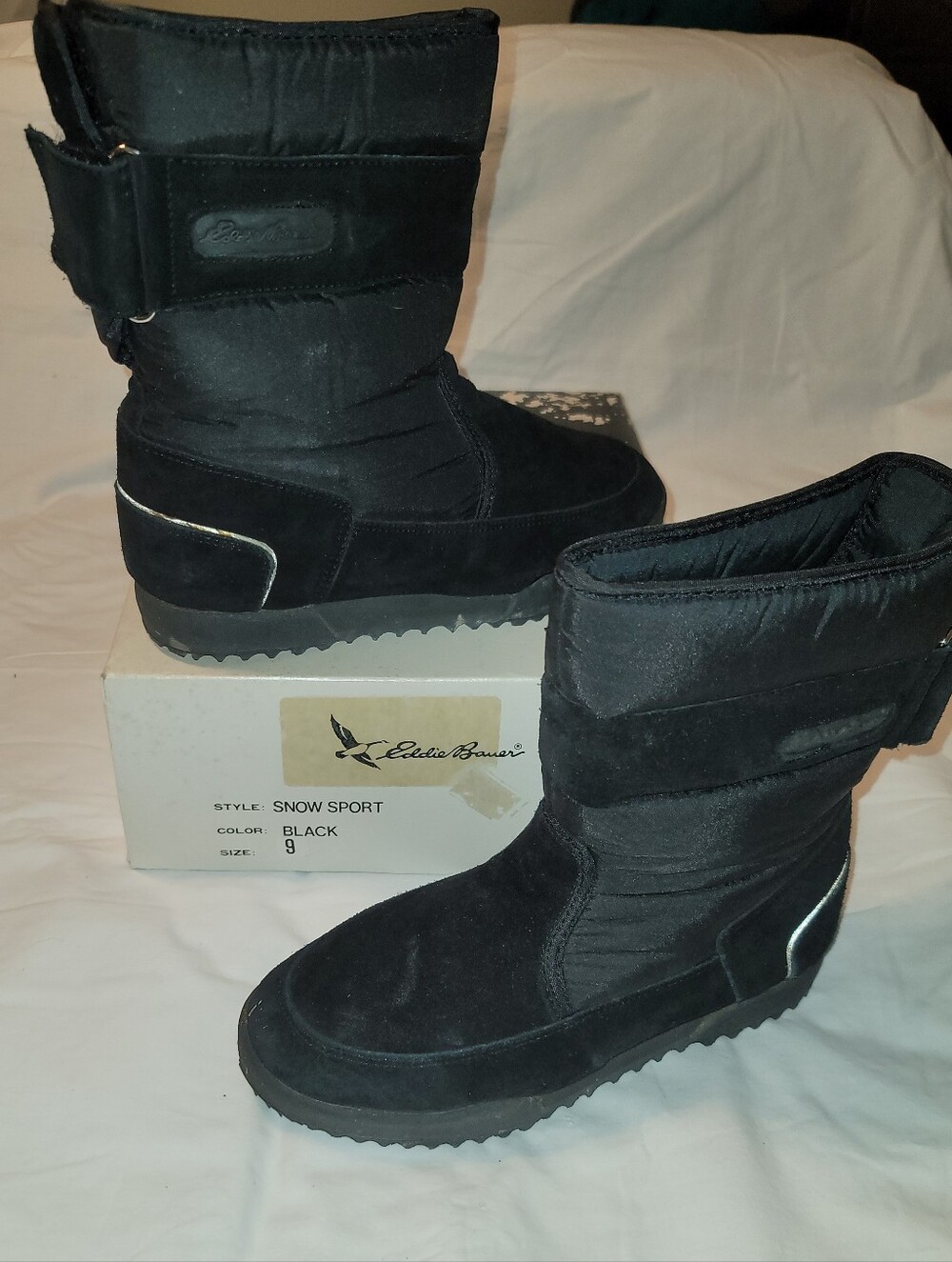 Eddie Bauer Black Snow Sport Insulated Women's Winter Boots With Reflective Trim